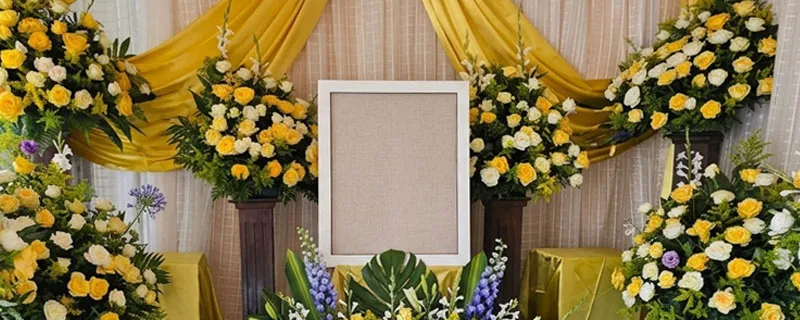 flores para rezos de difuntos de 9 dias, 30 dias, aniversario de haber fallecido